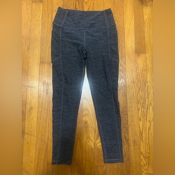 Victoria's Secret Pants - EUC Victoria Secret Leggings